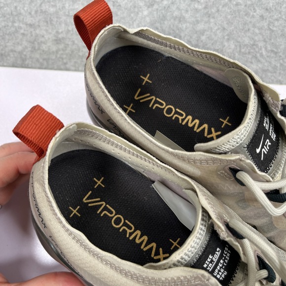 Nike Air Vapormax+ 2019 Shoes Mens 9 Moon Particle Running Sneaker AR6631-200 - Picture 14 of 16